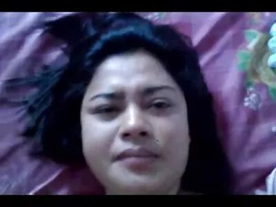 Mya Mays ಮೆಚ್ಚುಗೆಗಾಗಿ ತನ್ನ ಕತ್ತೆ ಪುಟಿಯುತ್ತದೆ